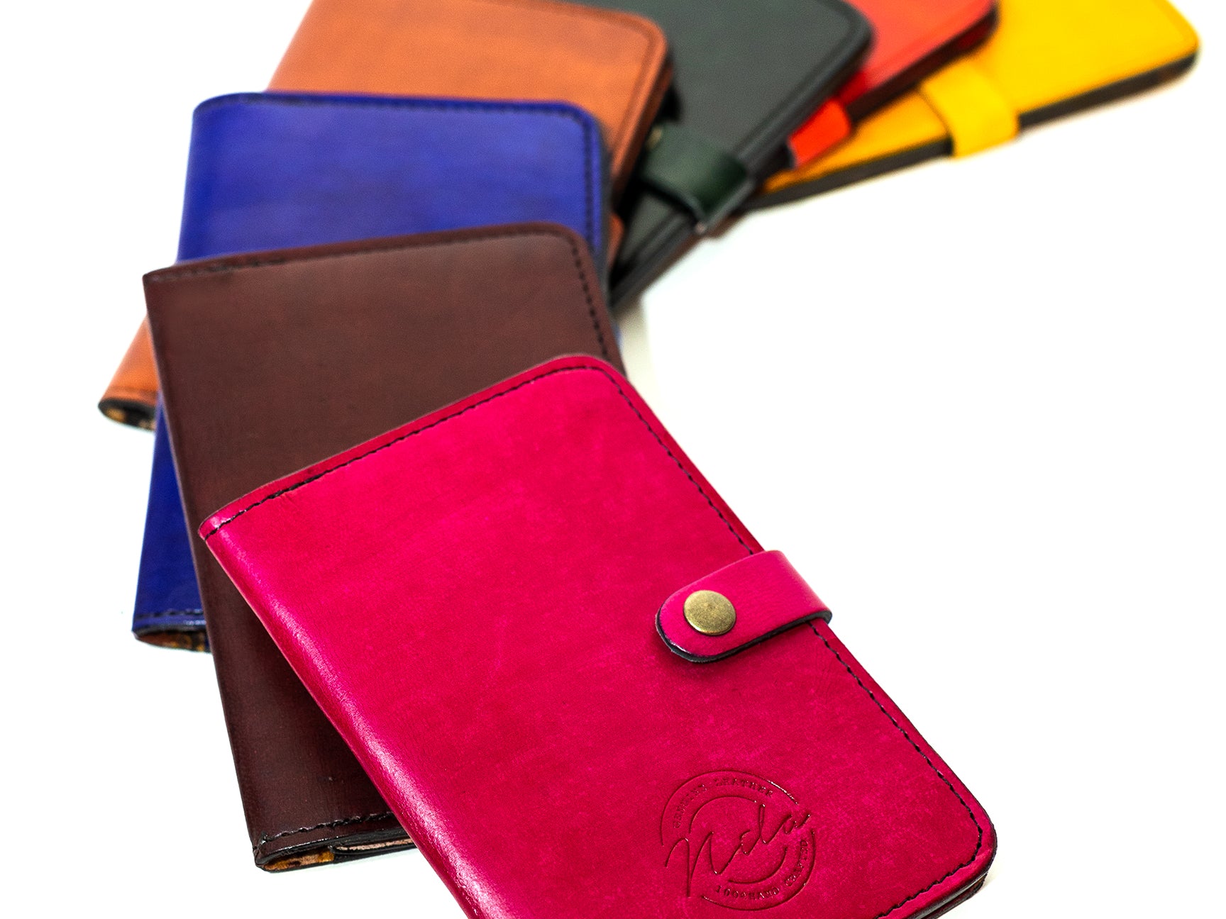 Nila Passport Holder – Nila Bags